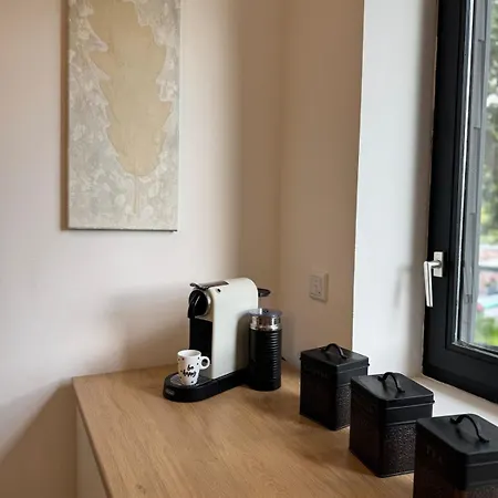 Hirschhausen - Wohnen Im Gruenen Nahe Duesseldorf * 카르스트